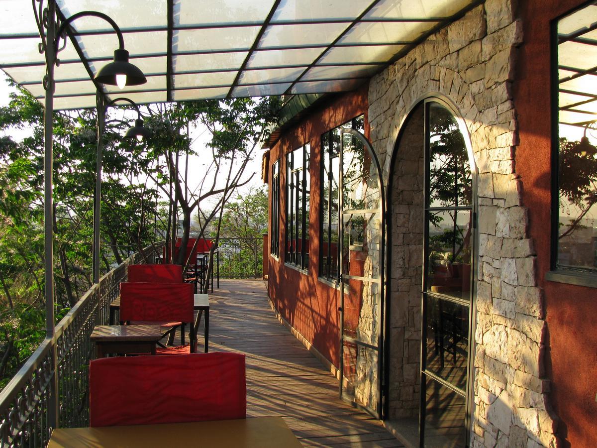 אנטננריבו Belvedere Hotel מראה חיצוני תמונה