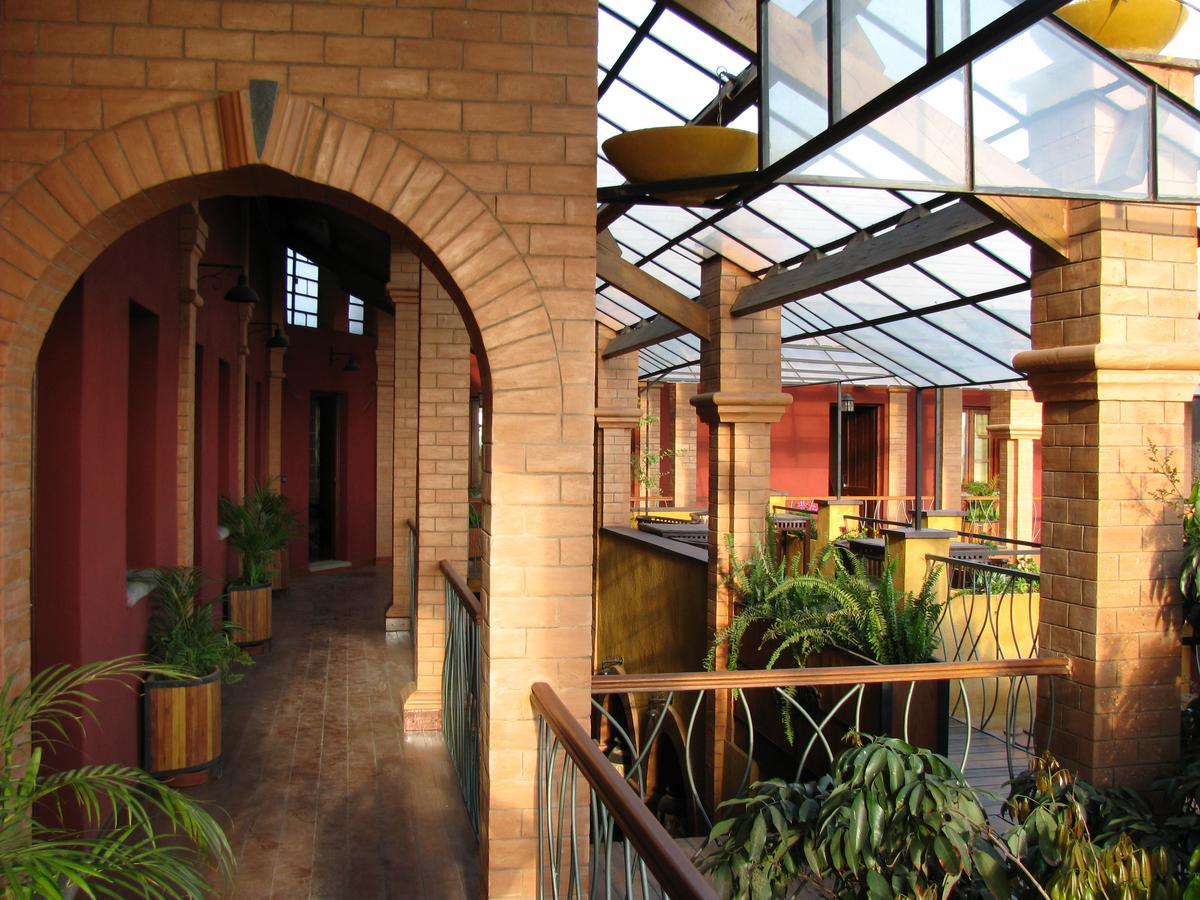 אנטננריבו Belvedere Hotel מראה חיצוני תמונה