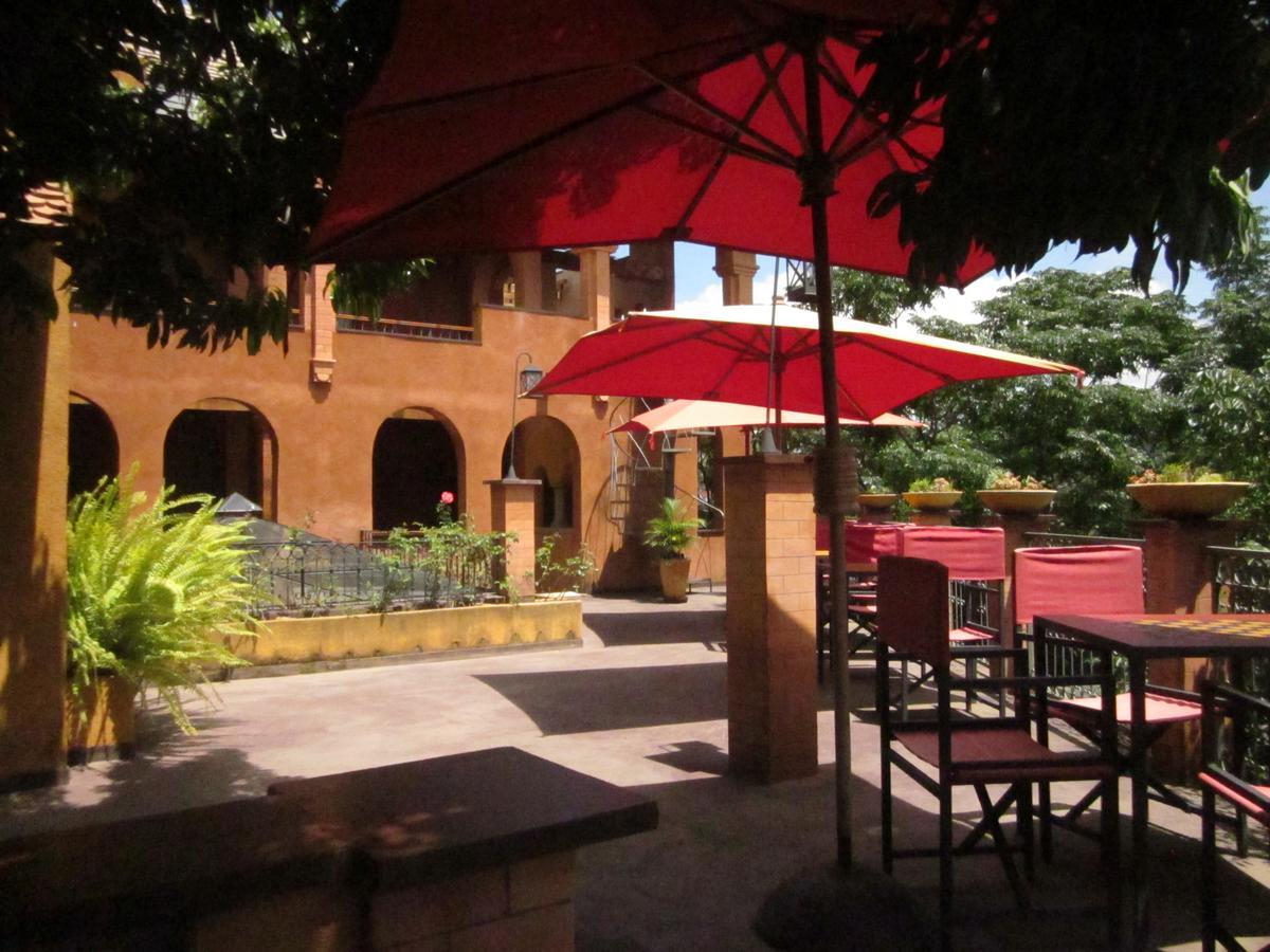 אנטננריבו Belvedere Hotel מראה חיצוני תמונה